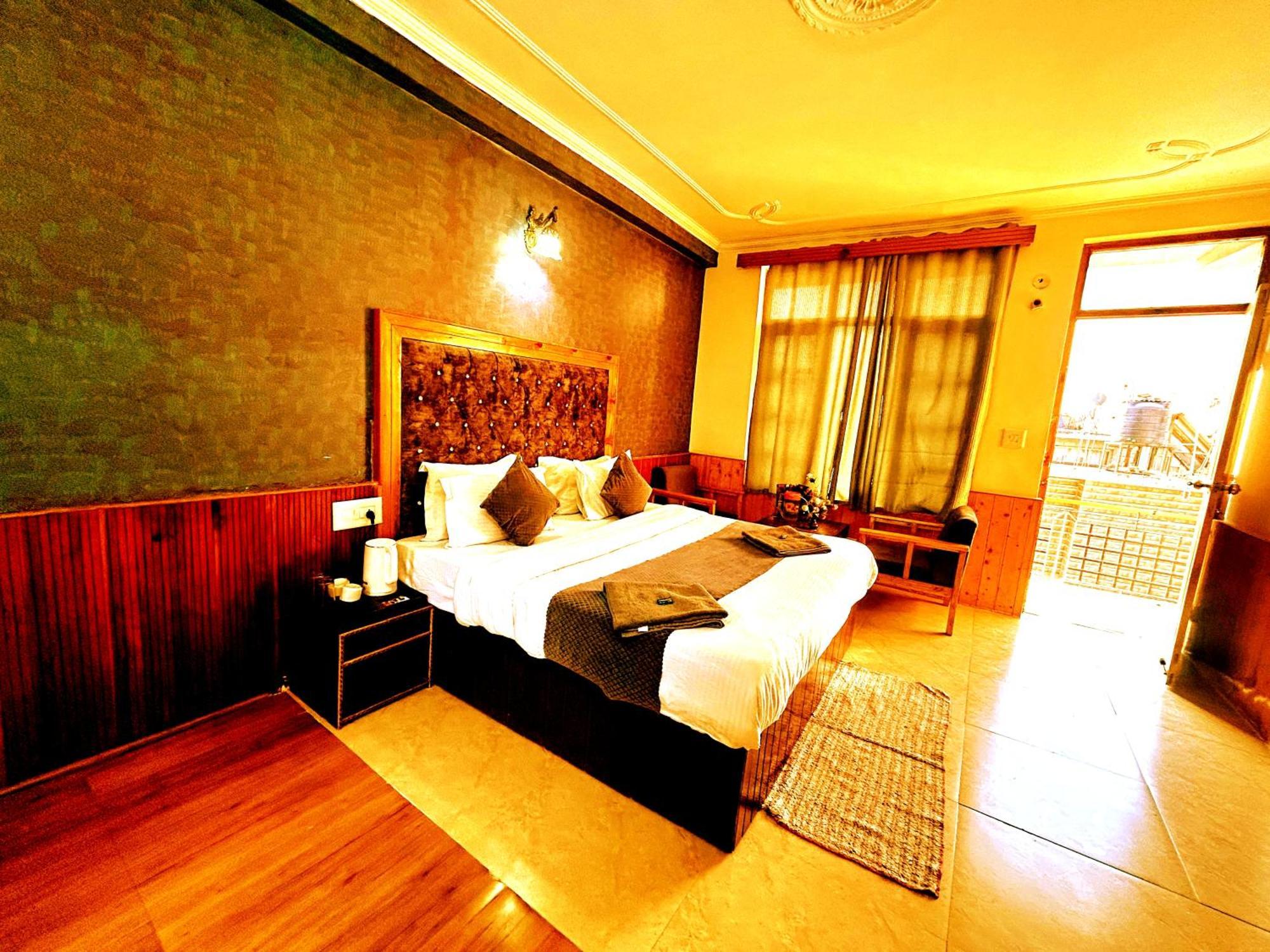 Elena Aastha - Valley View Country house Manali (Himachal Pradesh)